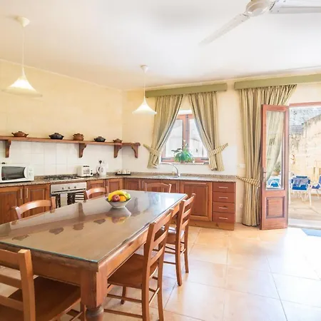 Villa Ta' Gianni Xewkija