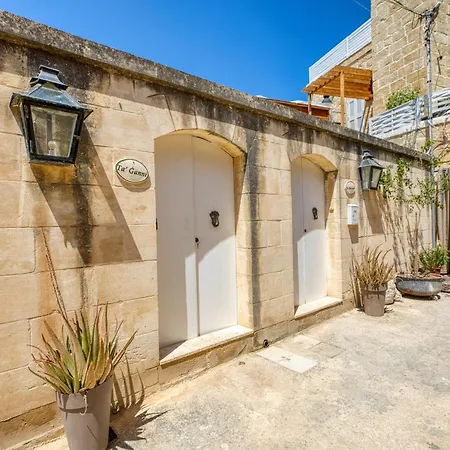 Ta' Gianni Villa Xewkija